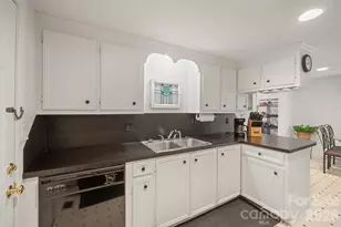 370 Shiloh Rd, Statesville, NC 28677 - Photo 16