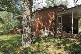131 S J Crawford Rd, Lincolnton, NC 28092 - Photo 8