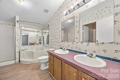 1325 Smith Woods Lane, Hickory Grove, SC 29717 - Photo 16