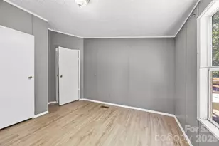 1325 Smith Woods Ln, Hickory Grove, SC 29717 - Photo 20