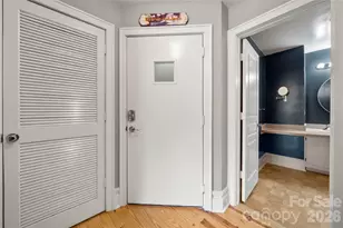 404 N Laurel Ave, Charlotte, NC 28204 - Photo 2
