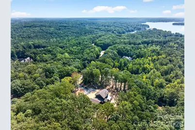 9215 Island Point Road, Charlotte, NC 28278 - Photo 12