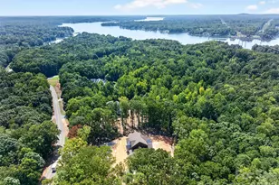 9215 Island Point Rd, Charlotte, NC 28278 - Photo 10