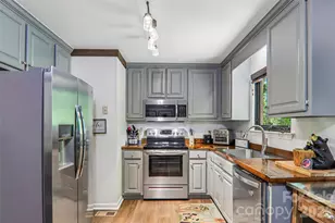 127 Short Rd, Cashiers, NC 28717 - Photo 10