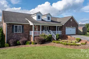5693 Stonehenge Ct, Granite Falls, NC 28630 - Photo 2