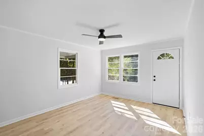 2700 Douglas Drive, Gastonia, NC 28054 - Photo 4