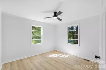 2700 Douglas Drive, Gastonia, NC 28054 - Photo 14