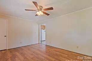 1188 Eastbrook Dr, Hendersonville, NC 28720 - Photo 10