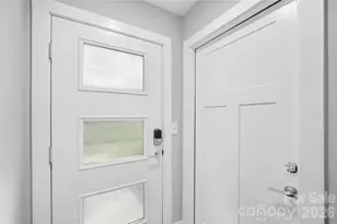 512 Sedgefield Park Dr, Charlotte, NC 28203 - Photo 6