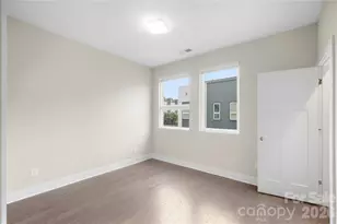 512 Sedgefield Park Dr, Charlotte, NC 28203 - Photo 32