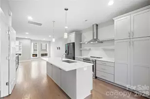 512 Sedgefield Park Dr, Charlotte, NC 28203 - Photo 18
