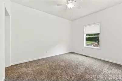 2481 Shelton Avenue, Statesville, NC 28677 - Photo 26