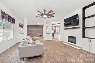 2481 Shelton Ave, Statesville, NC 28677 - Photo 8