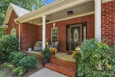 232 Pebble Stone Lane, Matthews, NC 28104 - Photo 2