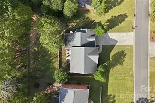 717 Fredricksburg Rd, Matthews, NC 28105 - Photo 42