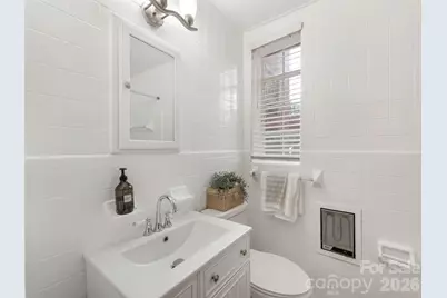 301 W 10th Street #107, Charlotte, NC 28202 - Photo 12