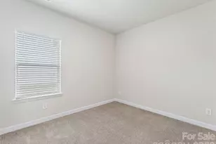 12531 Russellwood Ln, Charlotte, NC 28213 - Photo 10