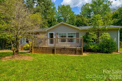 1233 Forest Ridge Drive, Bessemer City, NC 28016 - Photo 2