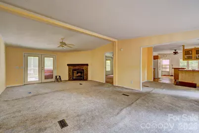 1290 Forest Ridge Drive, Bessemer City, NC 28016 - Photo 6