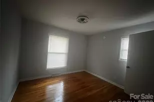 3105 Woodview Dr, High Point, NC 27265 - Photo 8