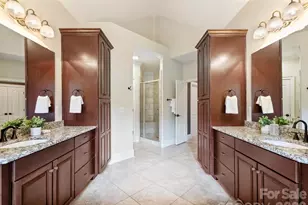 3823 Lakeside Dr, Charlotte, NC 28270 - Photo 28