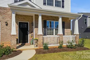 165 Apple Orchard Ct, Statesville, NC 28677 - Photo 2