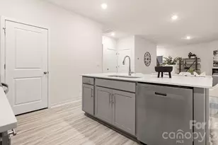 177 Logan Farms Dr, Mooresville, NC 28115 - Photo 2