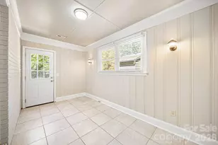 1914 Kilborne Dr, Charlotte, NC 28205 - Photo 12