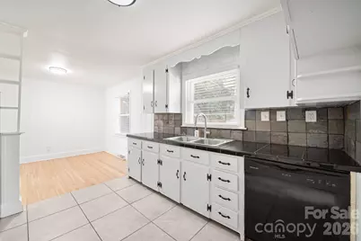 1914 Kilborne Drive, Charlotte, NC 28205 - Photo 6