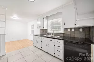 1914 Kilborne Dr, Charlotte, NC 28205 - Photo 6