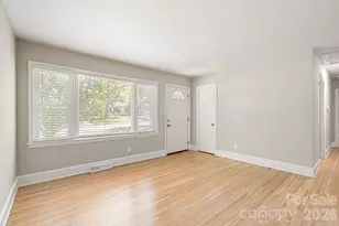 1914 Kilborne Dr, Charlotte, NC 28205 - Photo 2
