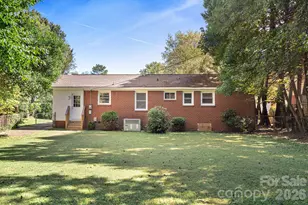 1914 Kilborne Dr, Charlotte, NC 28205 - Photo 32
