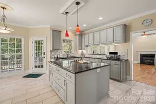10409 Persimmon Creek Dr, Mint Hill, NC 28227 - Photo 10