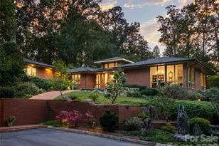 57 Stuyvesant Rd, Asheville, NC 28803 - Photo 1