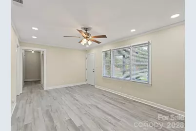 512 Villa Street, Kannapolis, NC 28083 - Photo 2