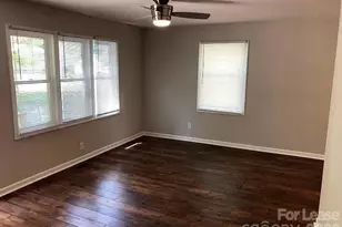 710 Stowe Dr, Lowell, NC 28098 - Photo 8