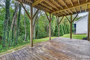 308 Beck Creek Cir, Flat Rock, NC 28731 - Photo 40
