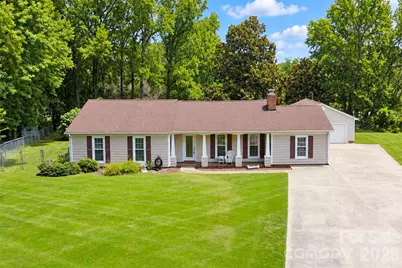 7904 Saddleview Court, Charlotte, NC 28215 - Photo 1