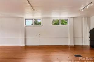 513 Fairview Rd, Asheville, NC 28803 - Photo 32