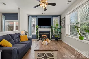 2540 Oakboro Ln, Charlotte, NC 28214 - Photo 6