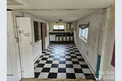 28 Chestnut Street, Rosman, NC 28772 - Photo 6