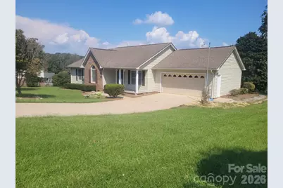 3842 Serenity Drive, Hickory, NC 28602 - Photo 2
