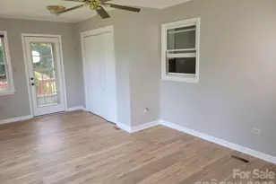 3842 Serenity Dr, Hickory, NC 28602 - Photo 10
