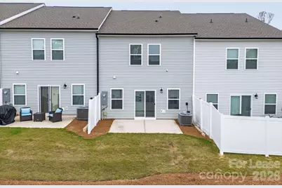 11012 Pagebrook Lane, Charlotte, NC 28214 - Photo 2