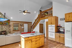 57 Pebble Dr, Whittier, NC 28789 - Photo 10