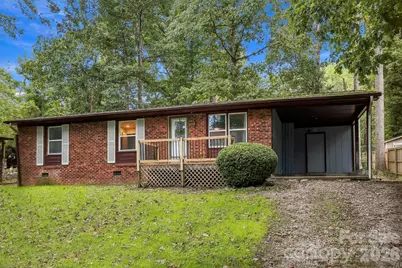 36 Medlin Lane, Flat Rock, NC 28731 - Photo 2