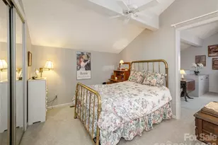 601 Red Oak Dr, Hendersonville, NC 28791 - Photo 30
