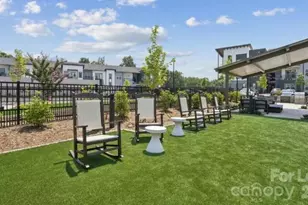 9414 Mallard Creek Rd, Charlotte, NC 28262 - Photo 2