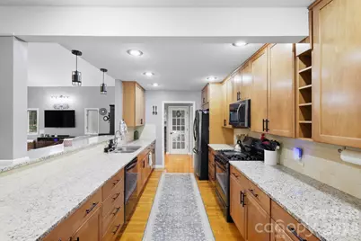 176 Sweetwater Hills Drive, Hendersonville, NC 28791 - Photo 16