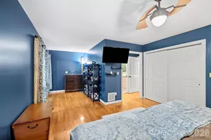 176 Sweetwater Hills Dr, Hendersonville, NC 28791 - Photo 24